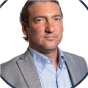 Profesor de Inglés con conocimientos para la adapción del uso del idioma A diversas circunstancias acorde a la necesidad del alumn